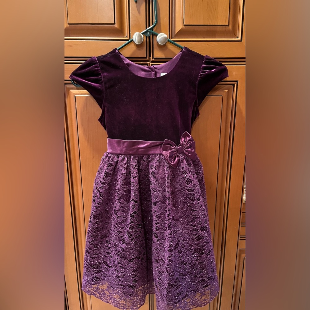 Jona Michelle Deep Purple Girls Dress Size 6